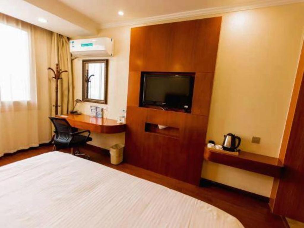Greentree Inn Suzhou Guanqian Yangyuxiang Metro Station Business Hotel Exterior photo